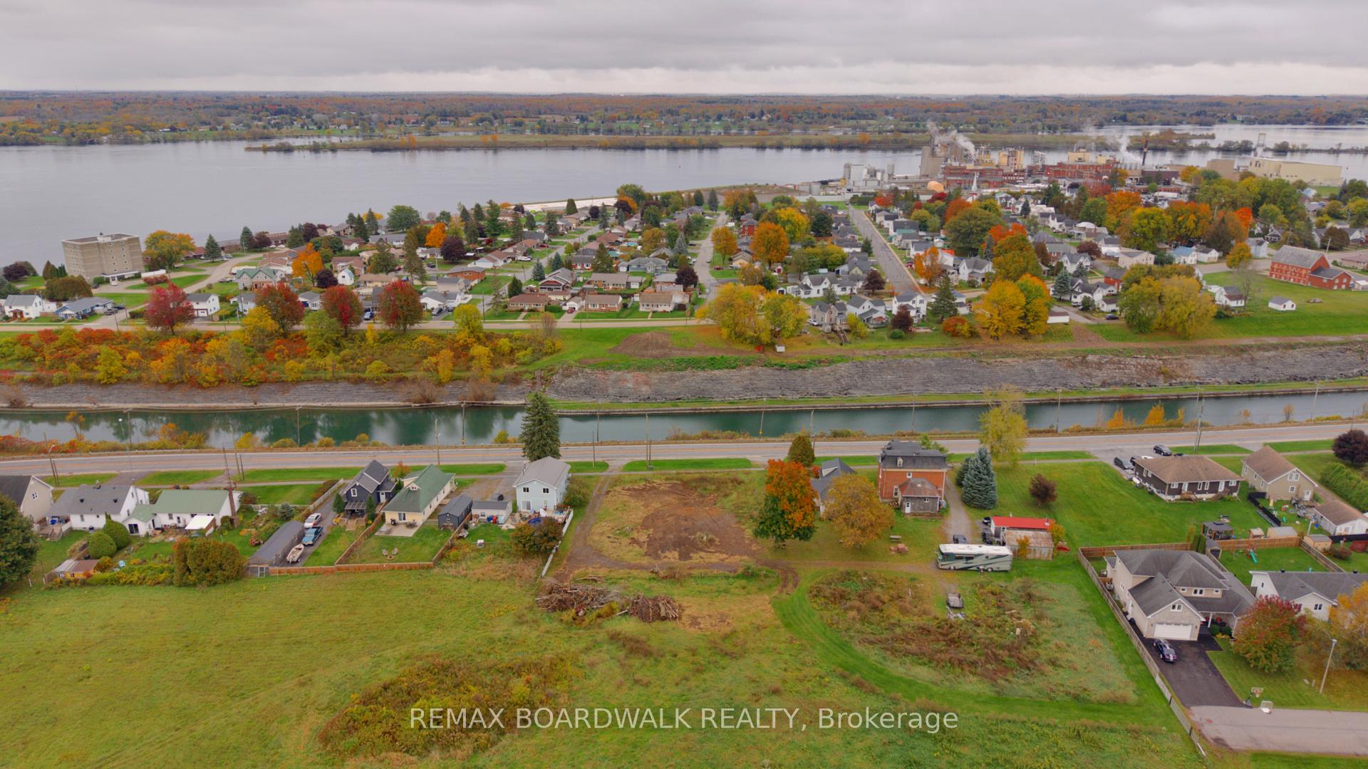 Photo 14 of 510 County Rd 2, Edwardsburgh/Cardinal, Town of Cardinal — HOMEH
