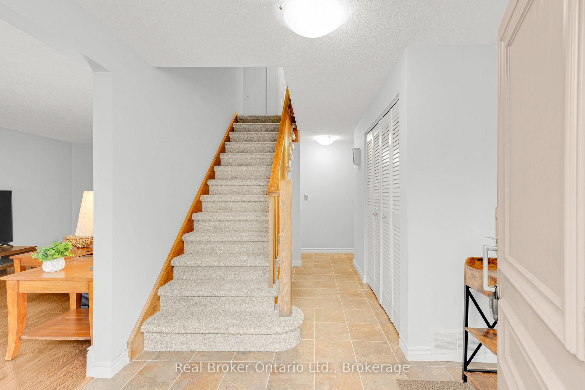 Photo 6 of 30 Westwood Crescent, Cambridge, Southwood - Kinbridge — HOMEH