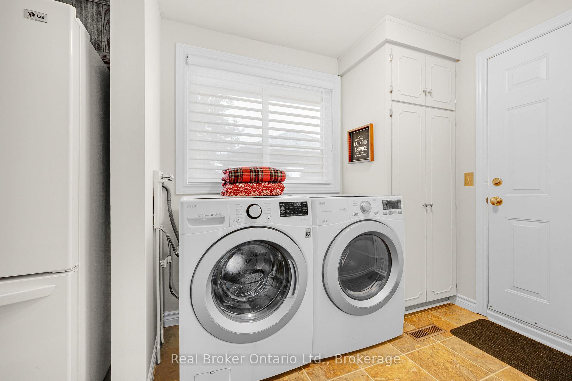Photo 19 of 30 Westwood Crescent, Cambridge, Southwood - Kinbridge — HOMEH