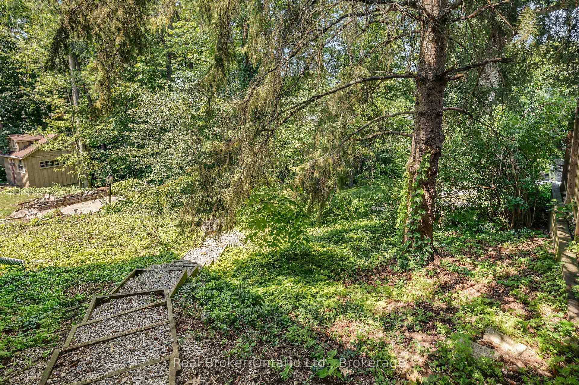 Photo 32 of 30 Westwood Crescent, Cambridge, Southwood - Kinbridge — HOMEH
