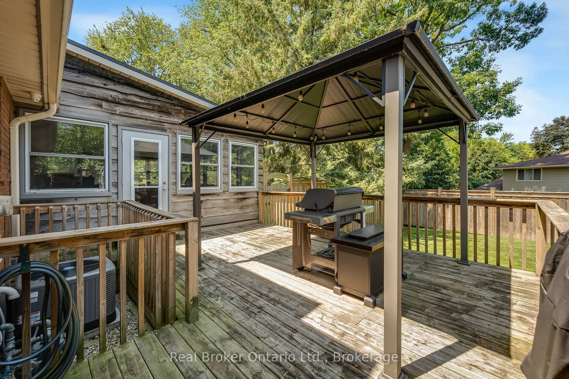 Photo 35 of 30 Westwood Crescent, Cambridge, Southwood - Kinbridge — HOMEH