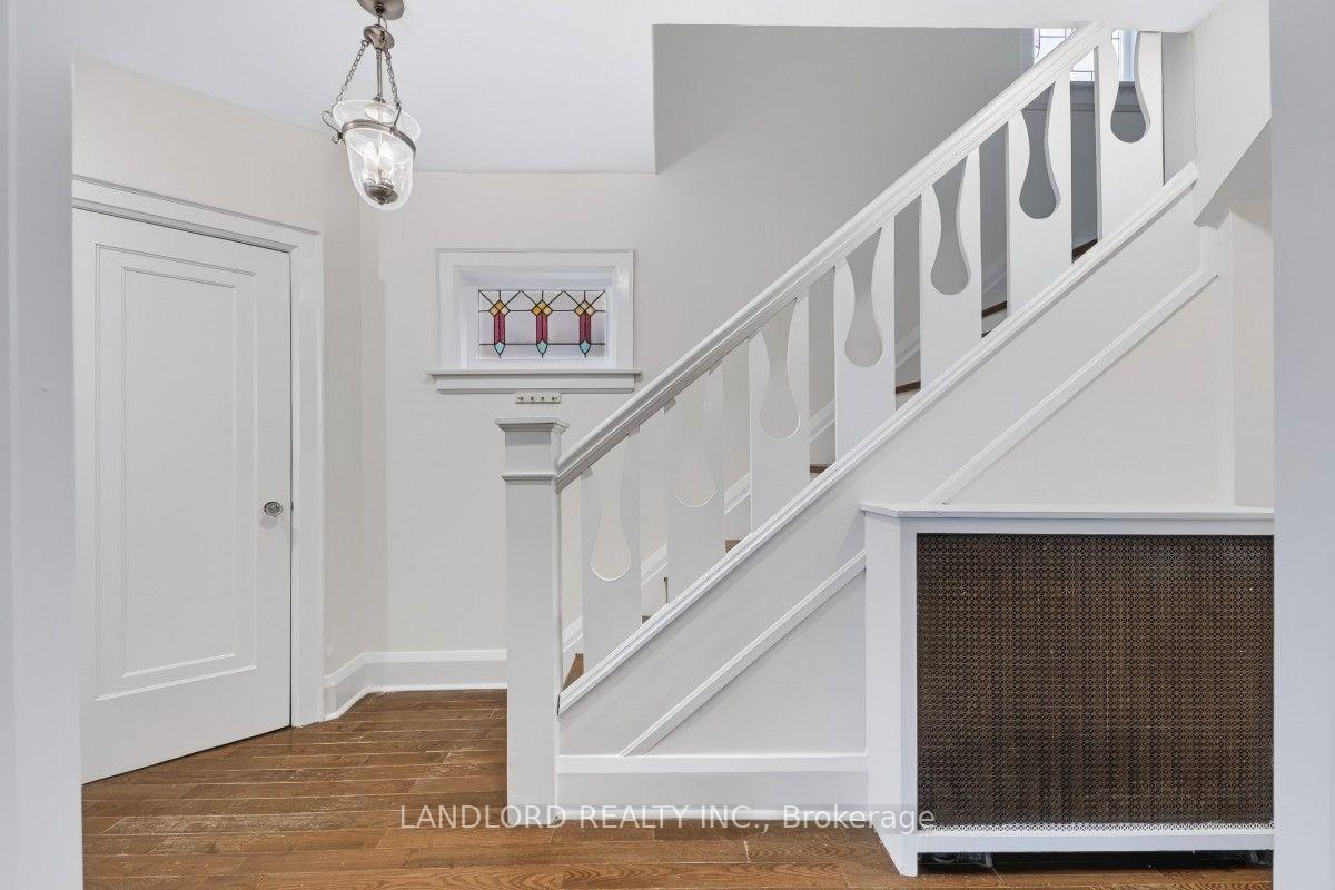 Photo 2 of 159 Lawrence Avenue W, Toronto, Lawrence Park South — HOMEH