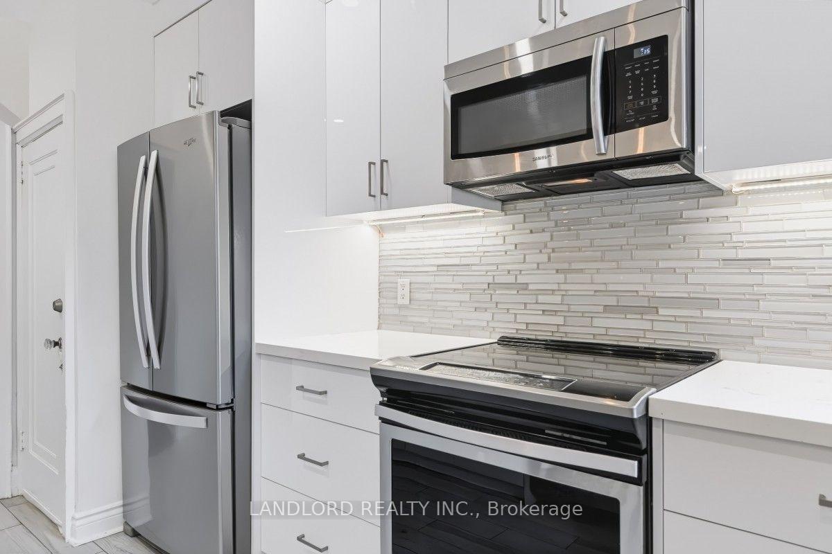 Photo 13 of 159 Lawrence Avenue W, Toronto, Lawrence Park South — HOMEH