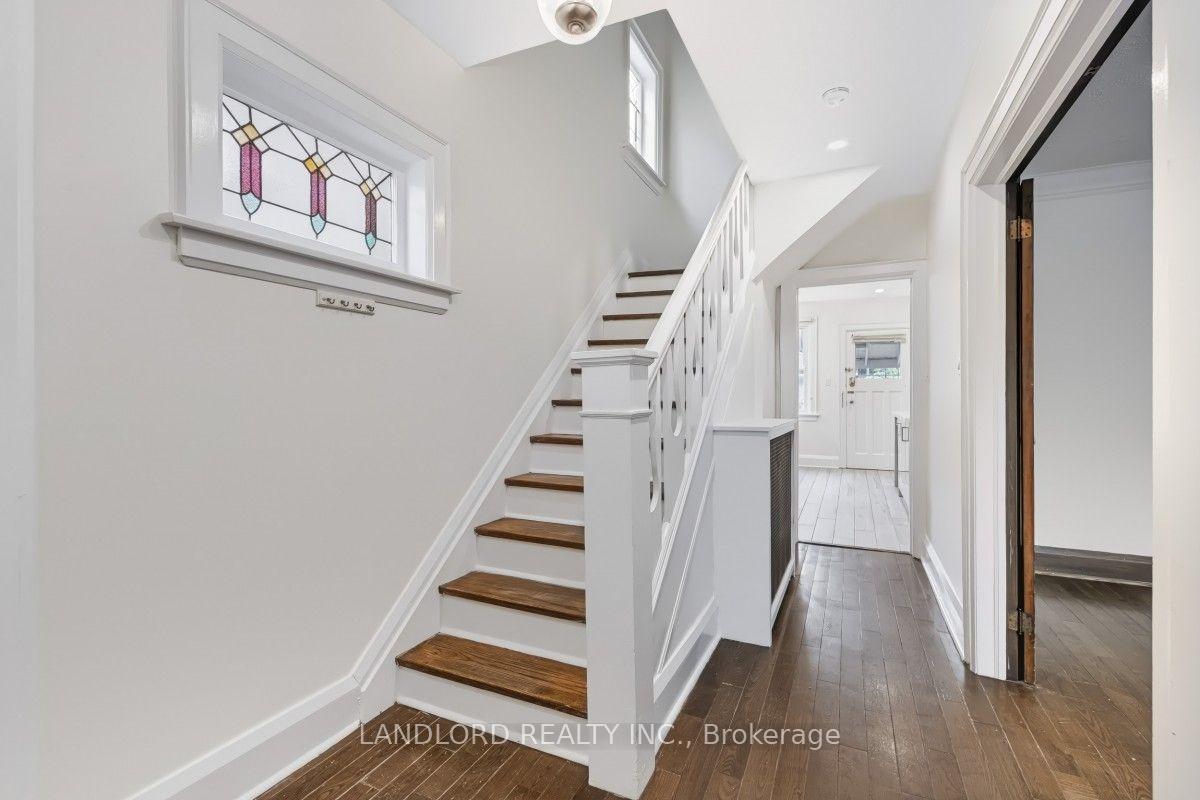 Photo 16 of 159 Lawrence Avenue W, Toronto, Lawrence Park South — HOMEH