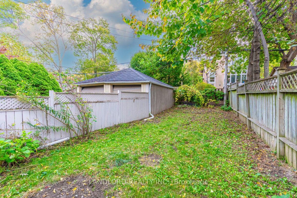 Photo 31 of 159 Lawrence Avenue W, Toronto, Lawrence Park South — HOMEH