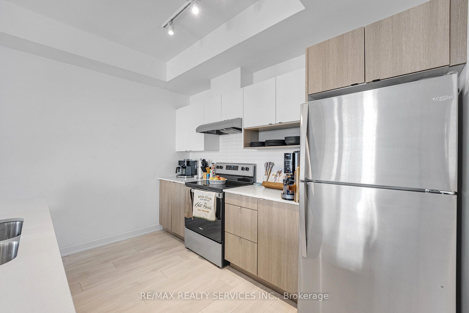 Photo 16 of Unit 35, 1121 Cooke Boulevard, Burlington, LaSalle — HOMEH