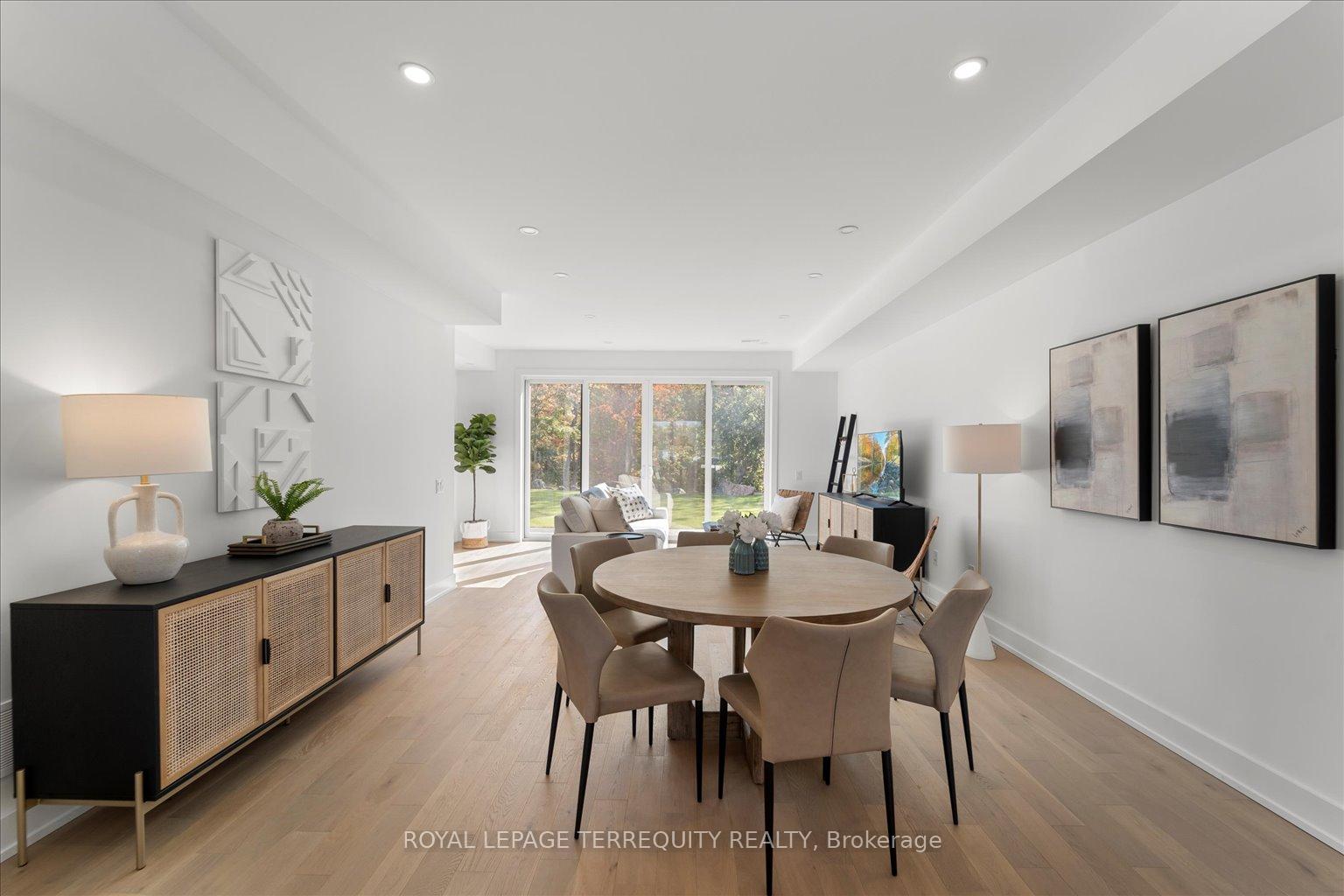 Photo 8 of 37 Rockmount Crescent, Gravenhurst, Muskoka (S) — HOMEH