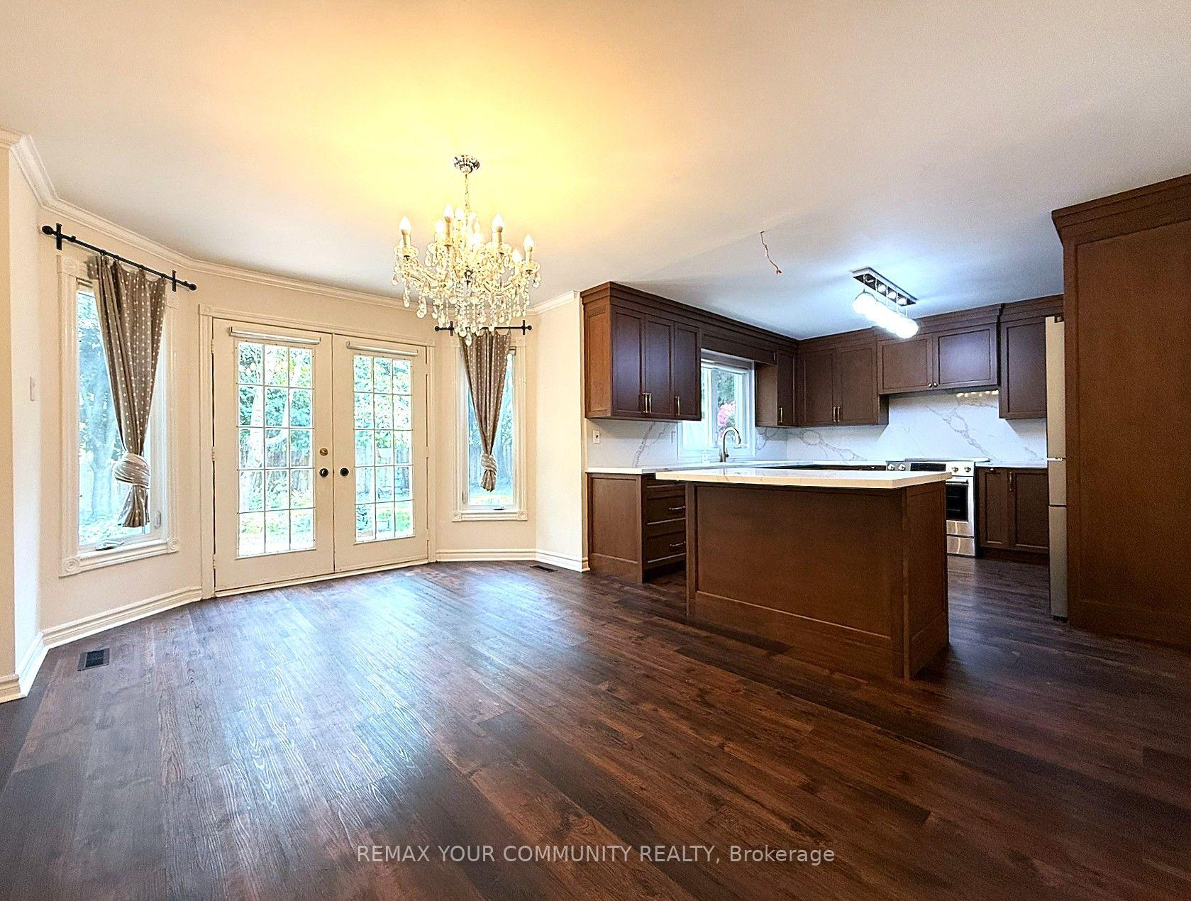 Photo 5 of 7 Crescentview Road, Richmond Hill, Bayview Hill — HOMEH