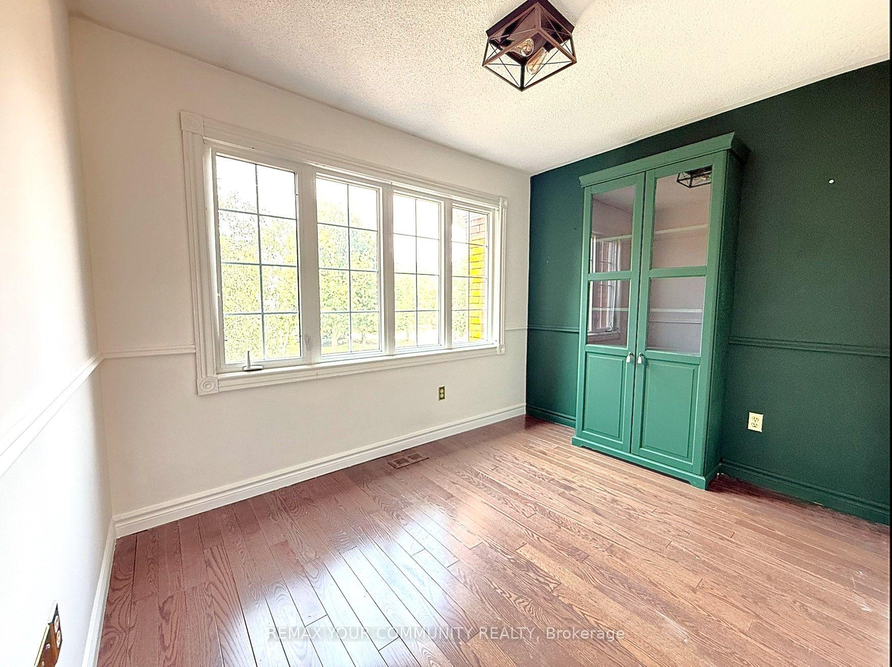 Photo 18 of 7 Crescentview Road, Richmond Hill, Bayview Hill — HOMEH