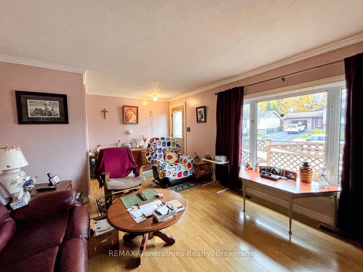Photo 7 of 22 Moose Drive, Manitouwadge, TB-73 — HOMEH