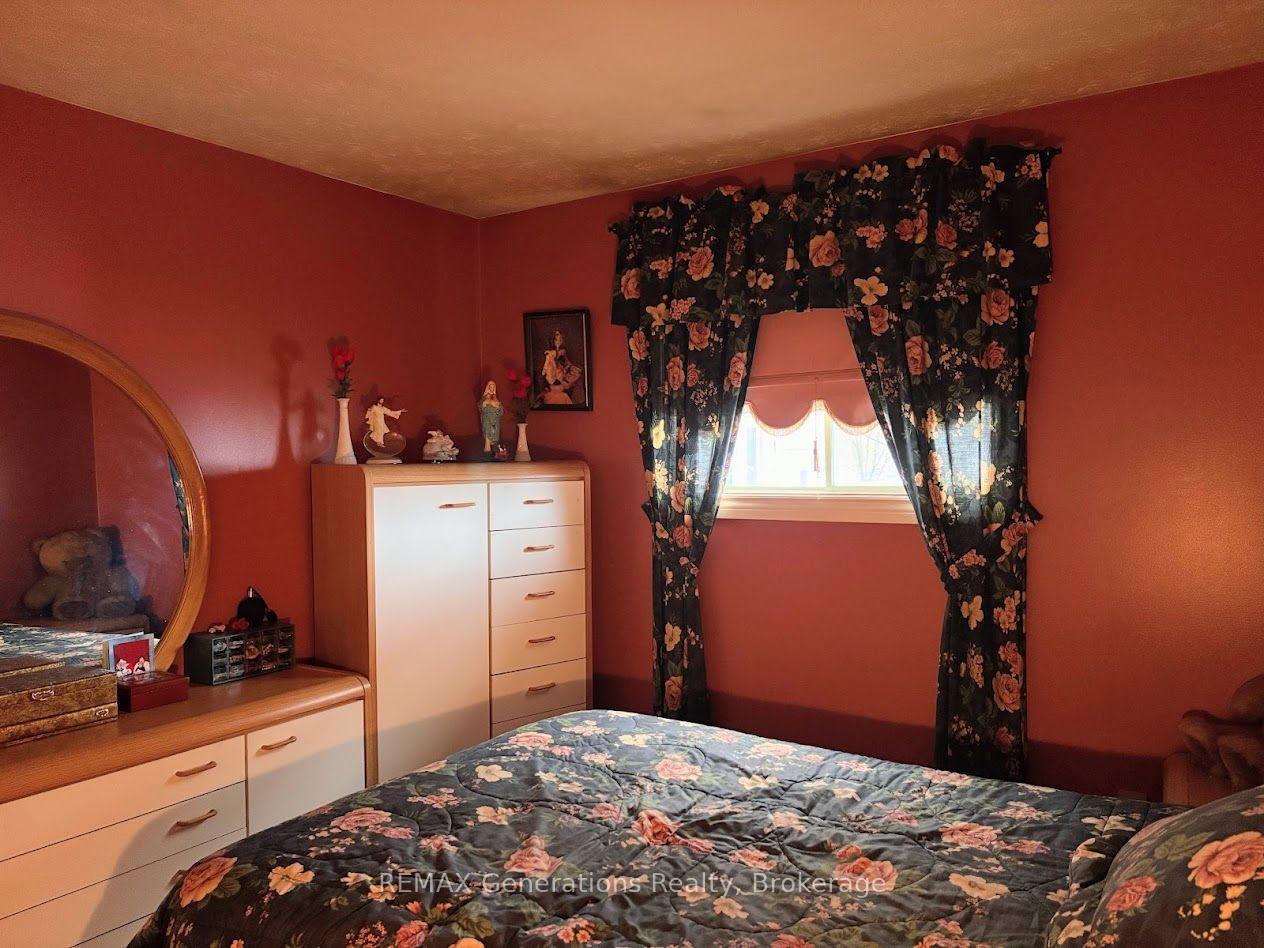 Photo 10 of 22 Moose Drive, Manitouwadge, TB-73 — HOMEH