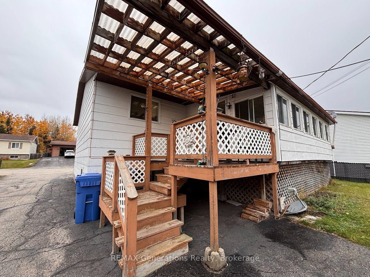 Photo 26 of 22 Moose Drive, Manitouwadge, TB-73 — HOMEH