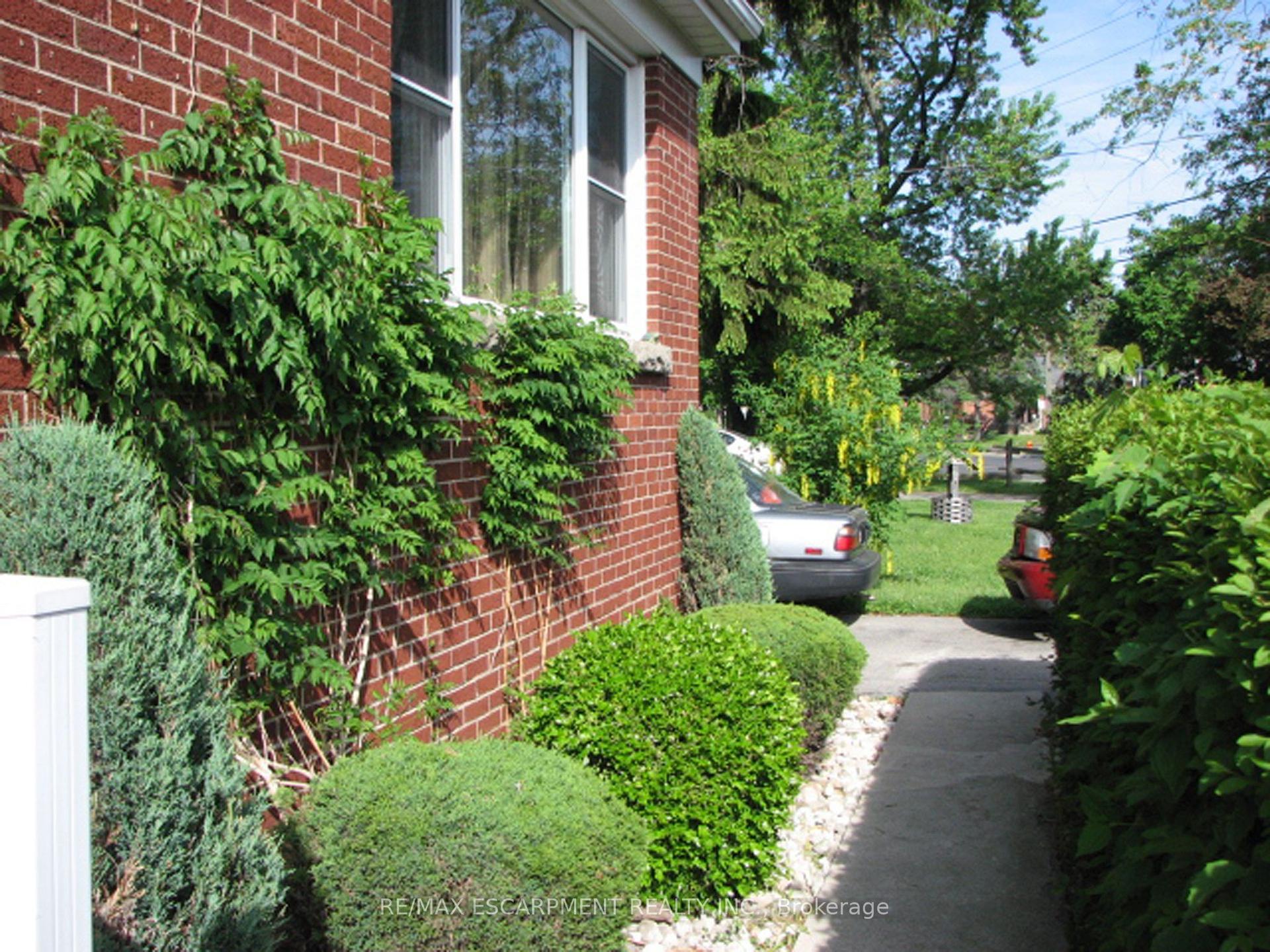 Photo 3 of 115 King Street E, Hamilton, Stoney Creek — HOMEH