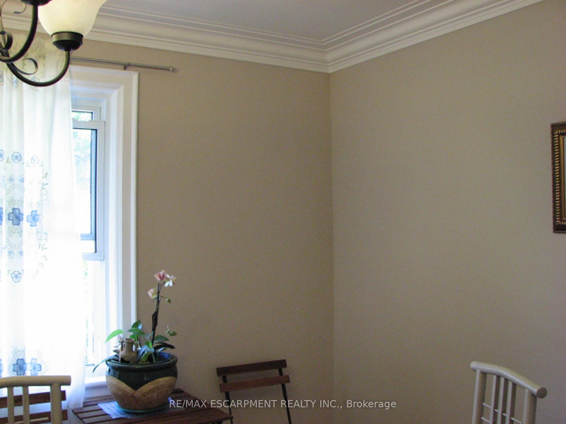 Photo 7 of 115 King Street E, Hamilton, Stoney Creek — HOMEH