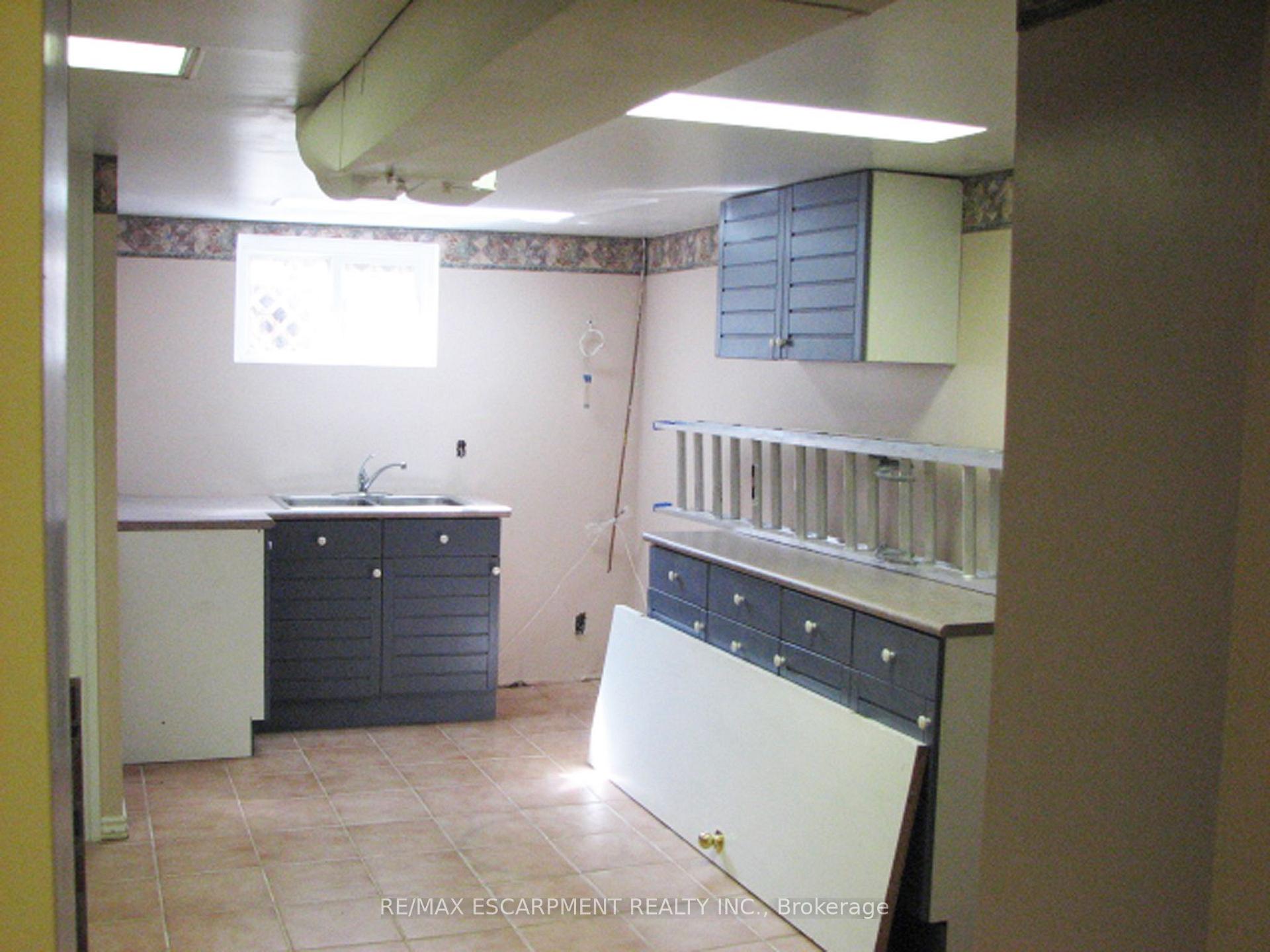 Photo 10 of 115 King Street E, Hamilton, Stoney Creek — HOMEH