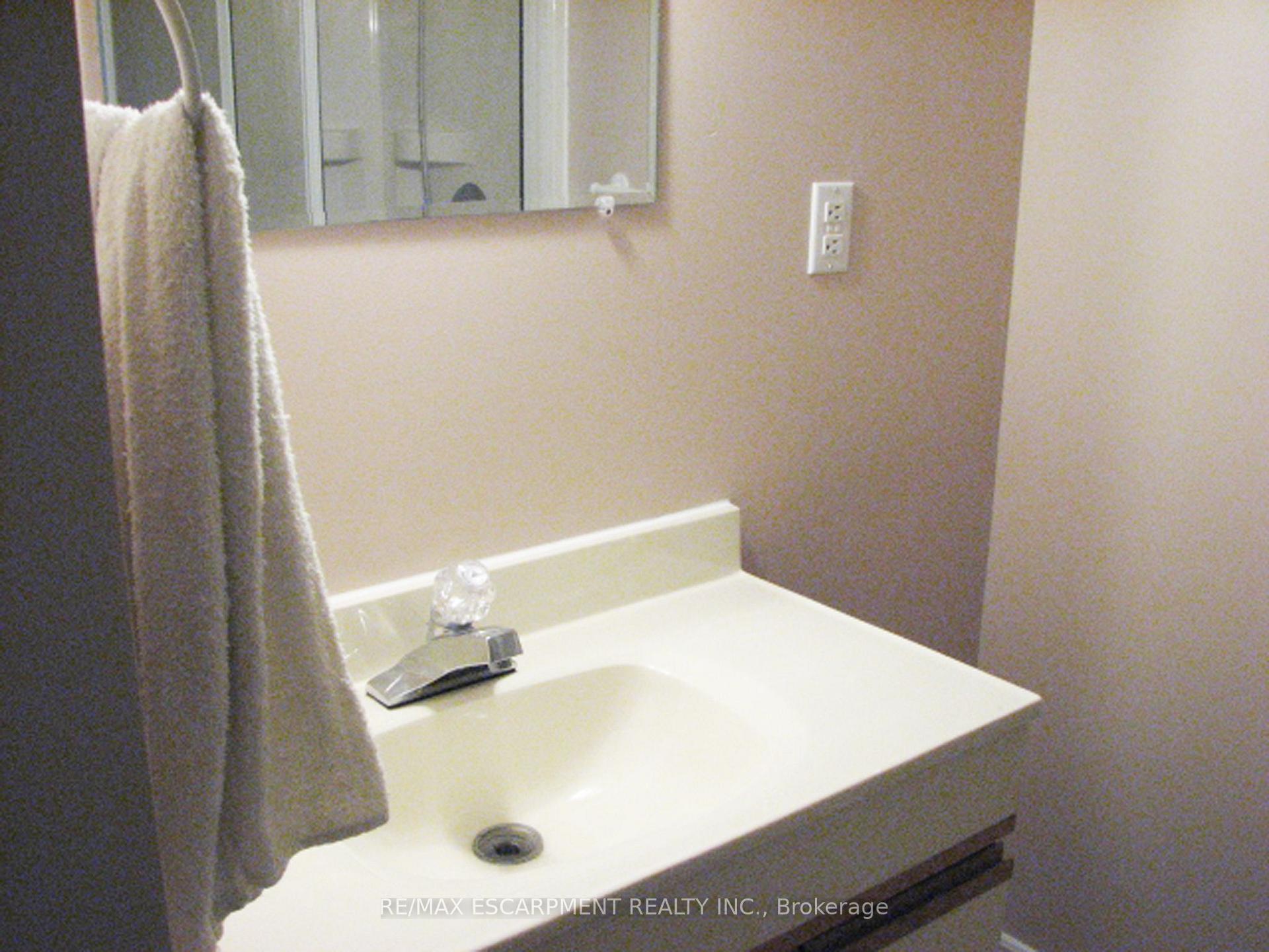 Photo 12 of 115 King Street E, Hamilton, Stoney Creek — HOMEH