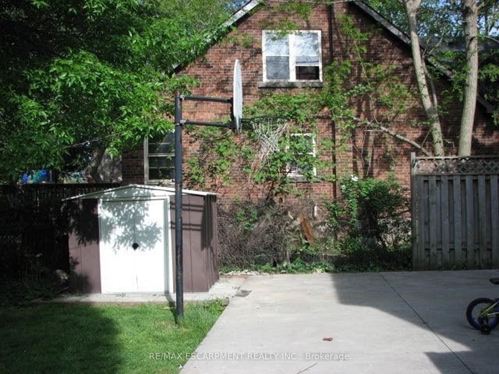 Photo 15 of 115 King Street E, Hamilton, Stoney Creek — HOMEH