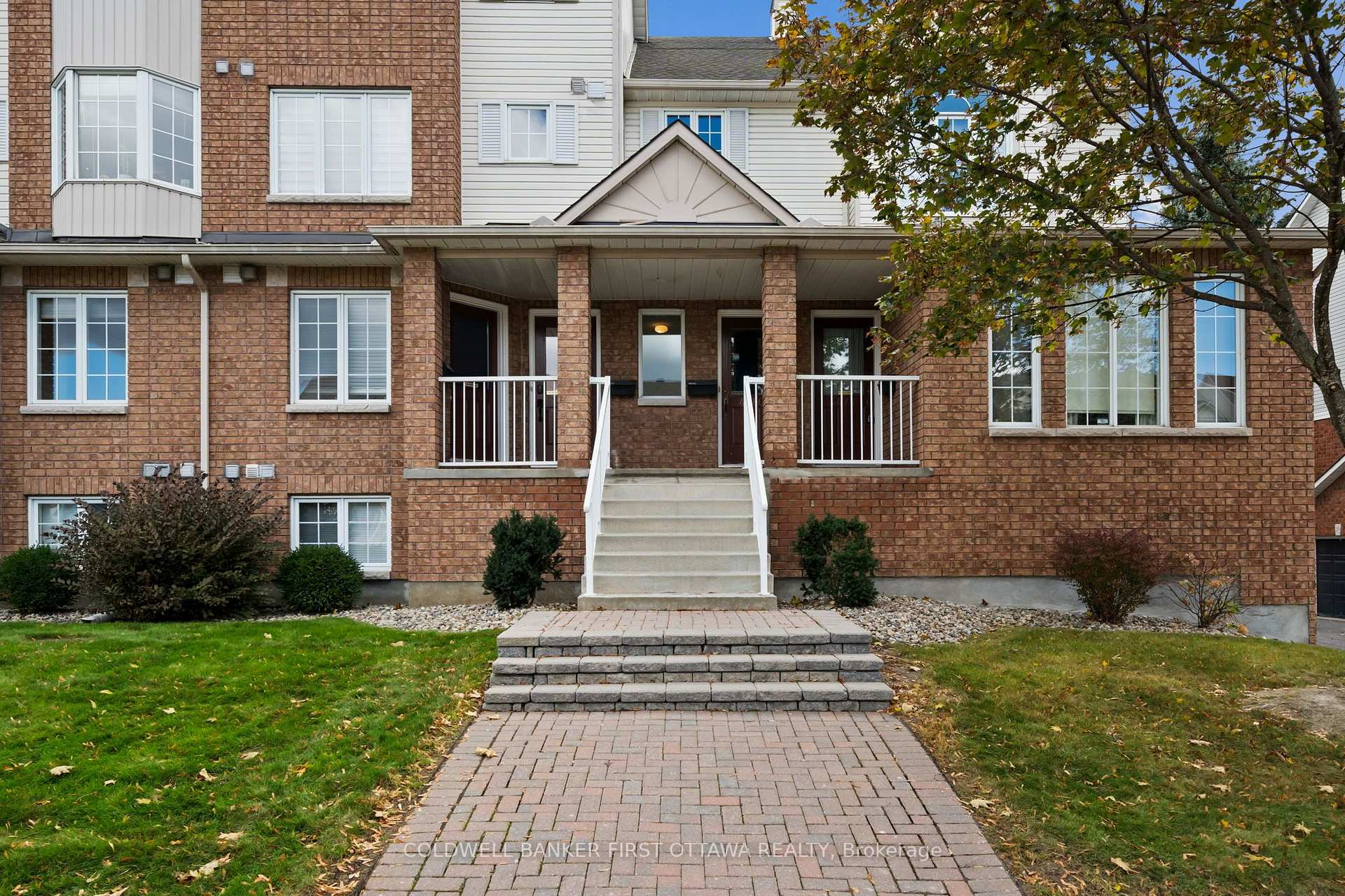 Photo 2 of 4478 Harper Avenue, Ottawa, Carson Grove — HOMEH