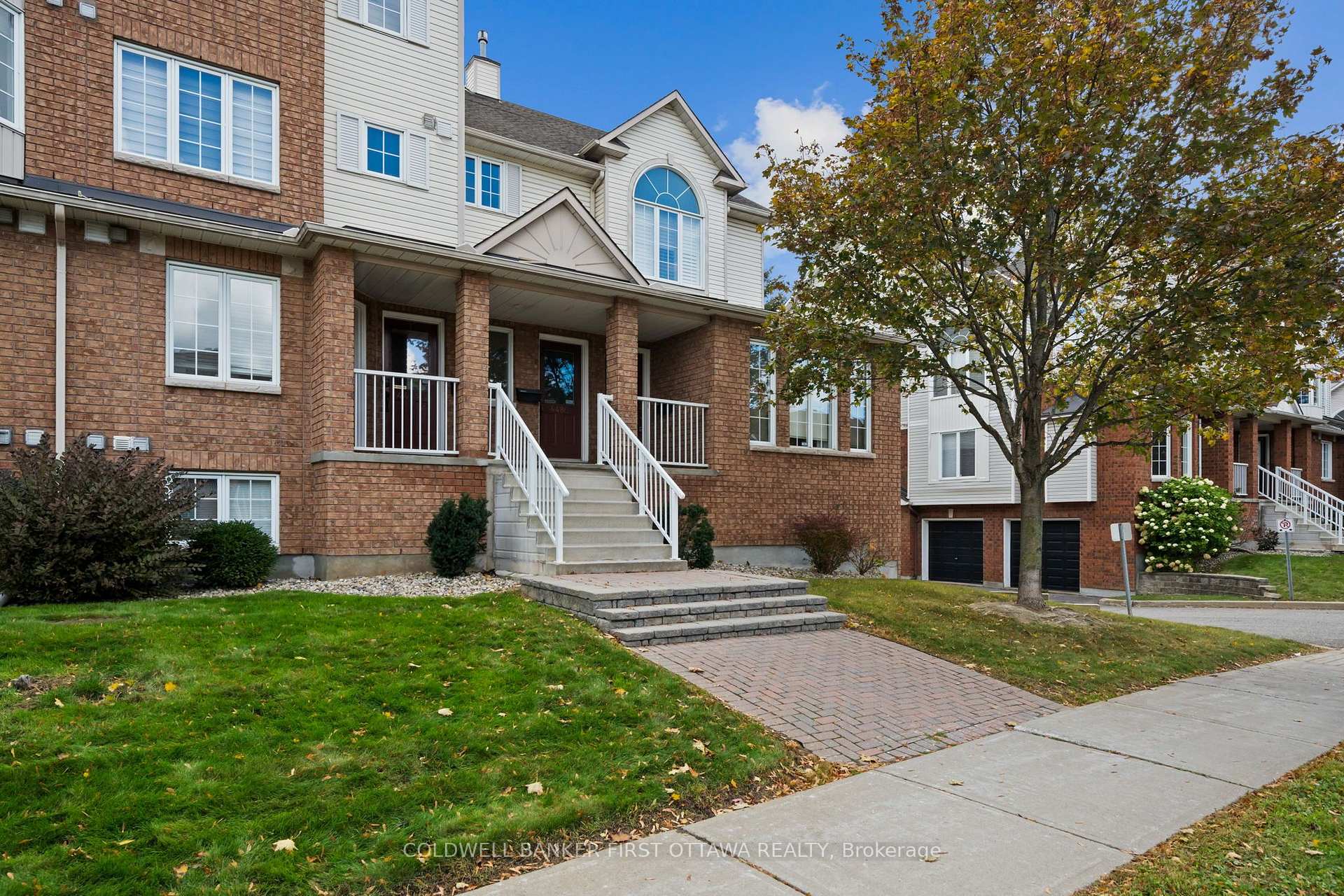 Photo 3 of 4478 Harper Avenue, Ottawa, Carson Grove — HOMEH