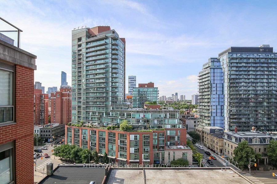 Photo of Unit 1211, 168 King Street E