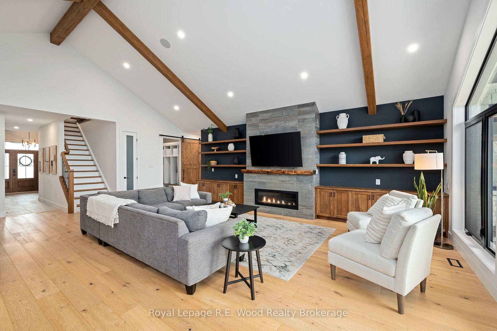 Photo 10 of 19 Royal Dornoch Drive, St. Thomas — HOMEH