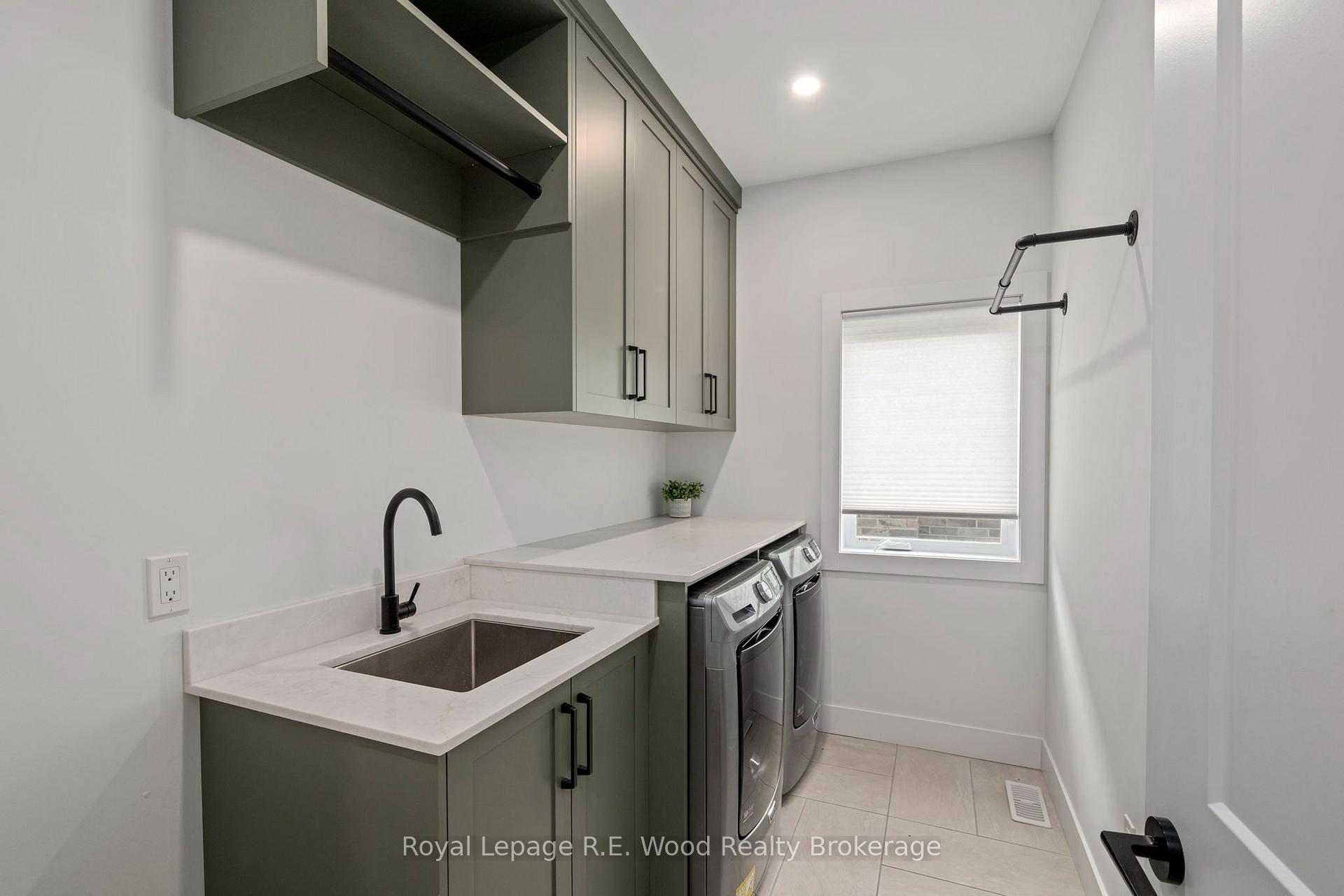 Photo 16 of 19 Royal Dornoch Drive, St. Thomas — HOMEH