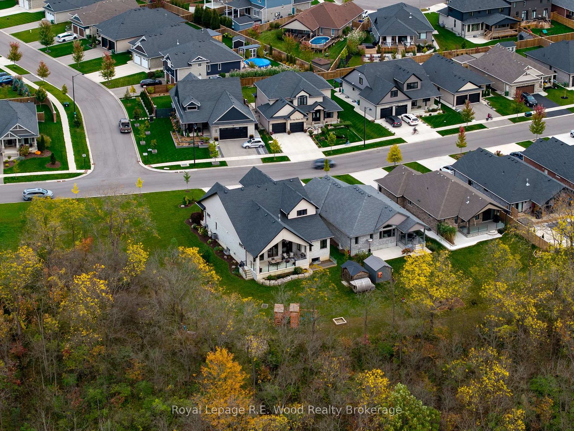 Photo 50 of 19 Royal Dornoch Drive, St. Thomas — HOMEH