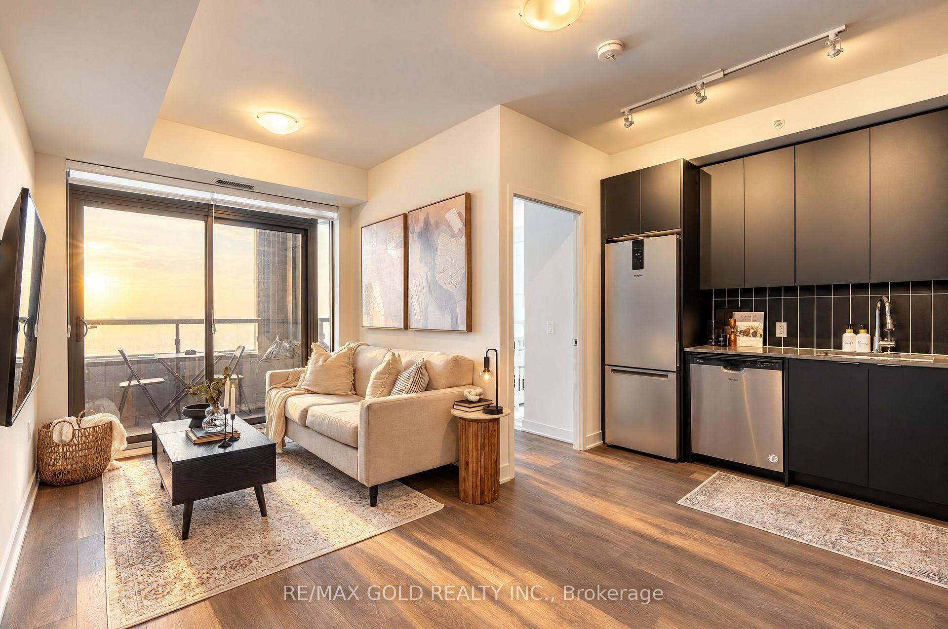 Photo 2 of Unit 2701, 2920 Hwy 7 W, Vaughan, Concord — HOMEH