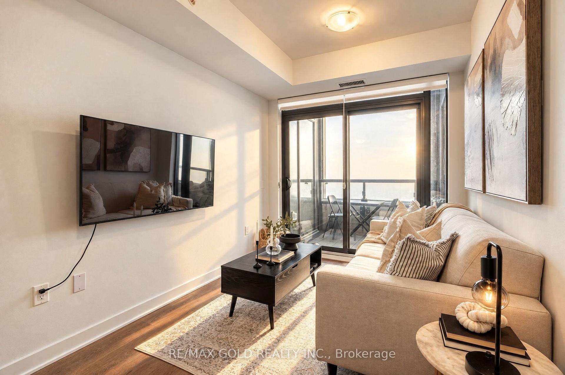 Photo 4 of Unit 2701, 2920 Hwy 7 W, Vaughan, Concord — HOMEH