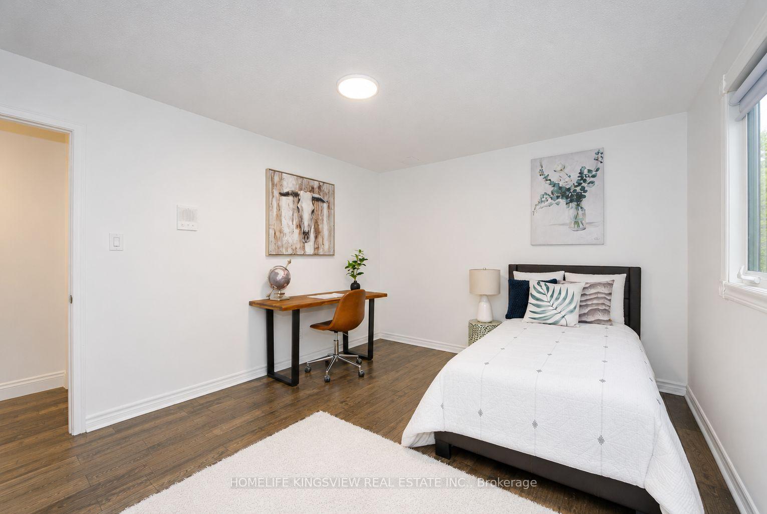 Photo 5 of 2147 Fifth Line W, Mississauga, Sheridan — HOMEH