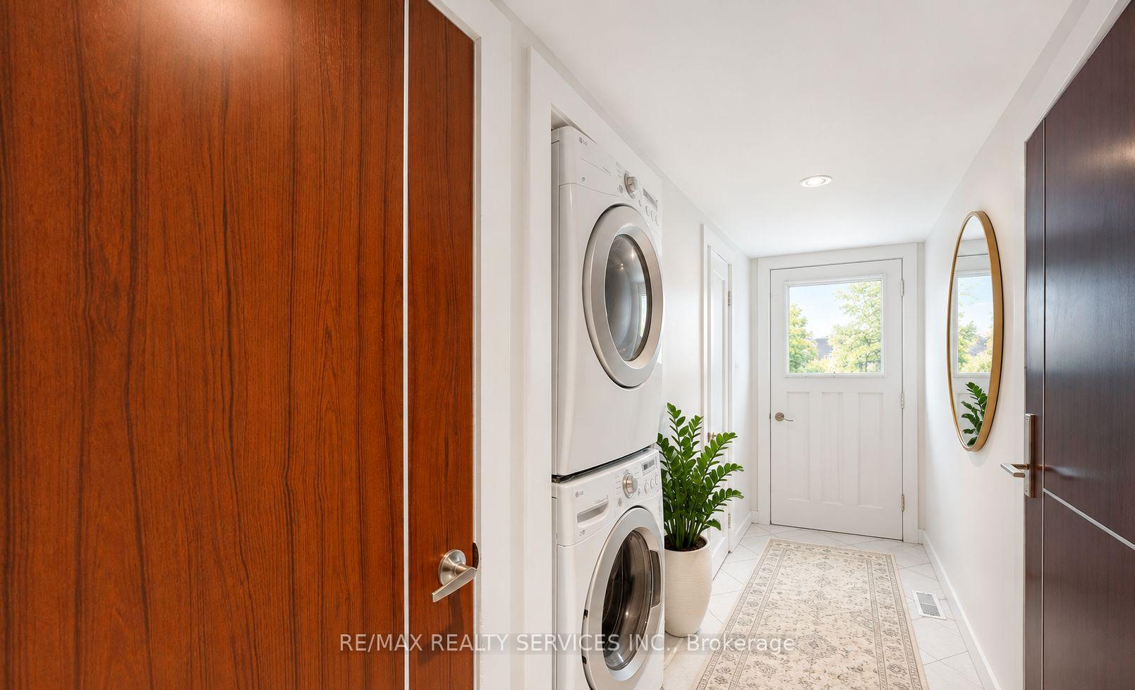 Photo 18 of 41 Brookland Drive, Brampton, Bram West — HOMEH