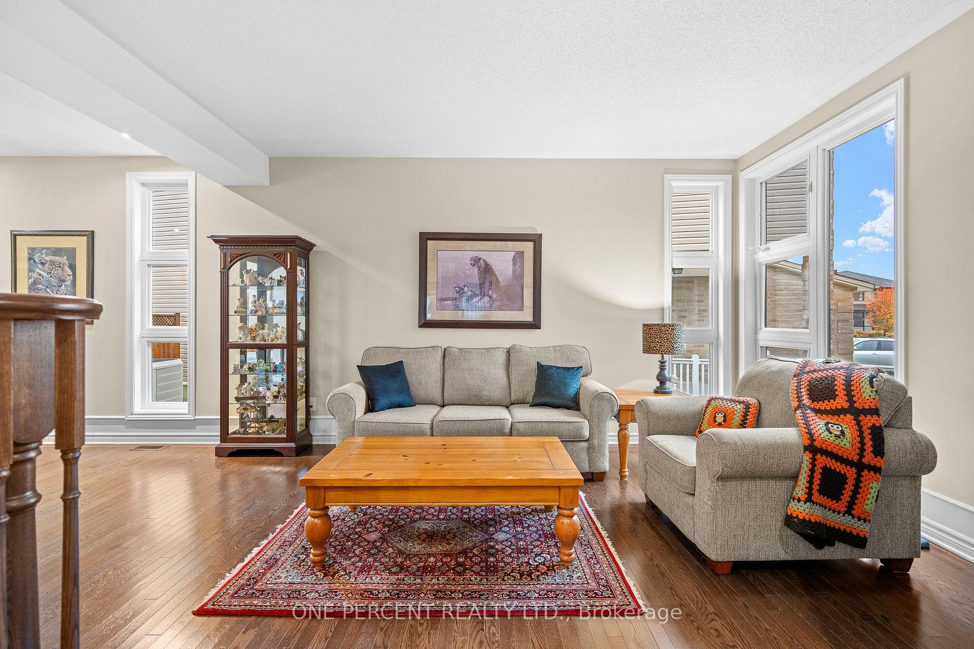 Photo 5 of 324 Rosina Way, Ottawa, Riverside South/Gloucester Glen — HOMEH