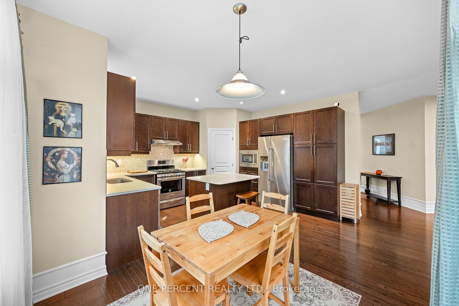 Photo 16 of 324 Rosina Way, Ottawa, Riverside South/Gloucester Glen — HOMEH