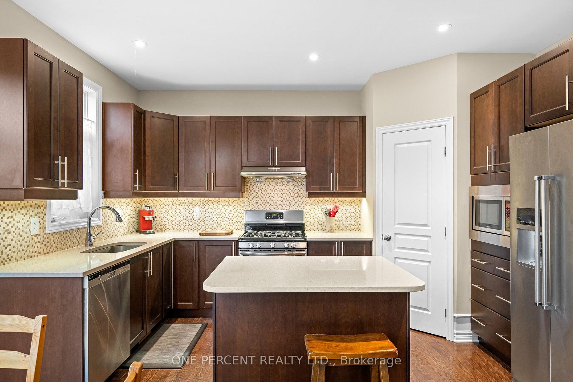 Photo 18 of 324 Rosina Way, Ottawa, Riverside South/Gloucester Glen — HOMEH