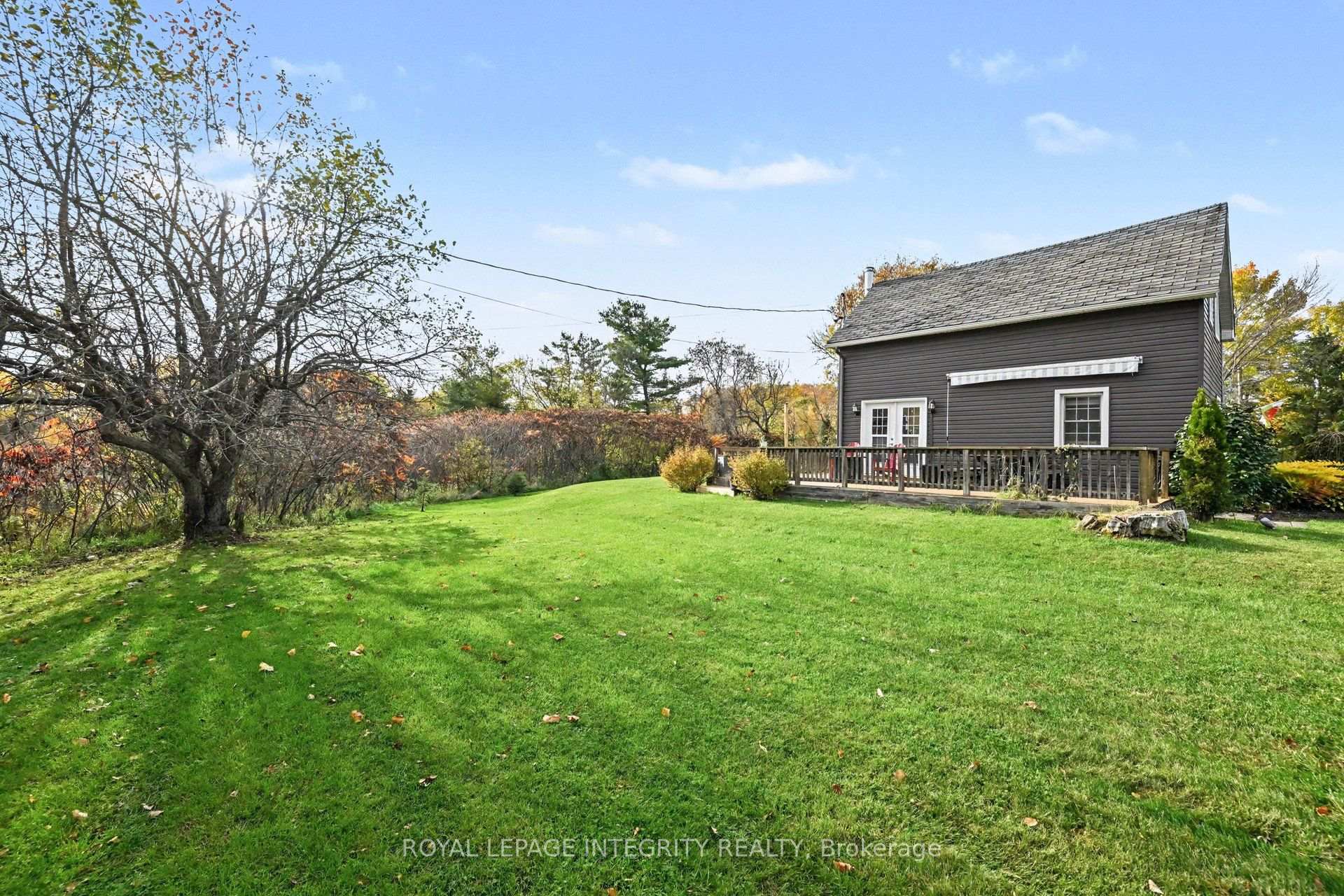 Photo 6 of 27 Cobus Road, Renfrew, Renfrew — HOMEH