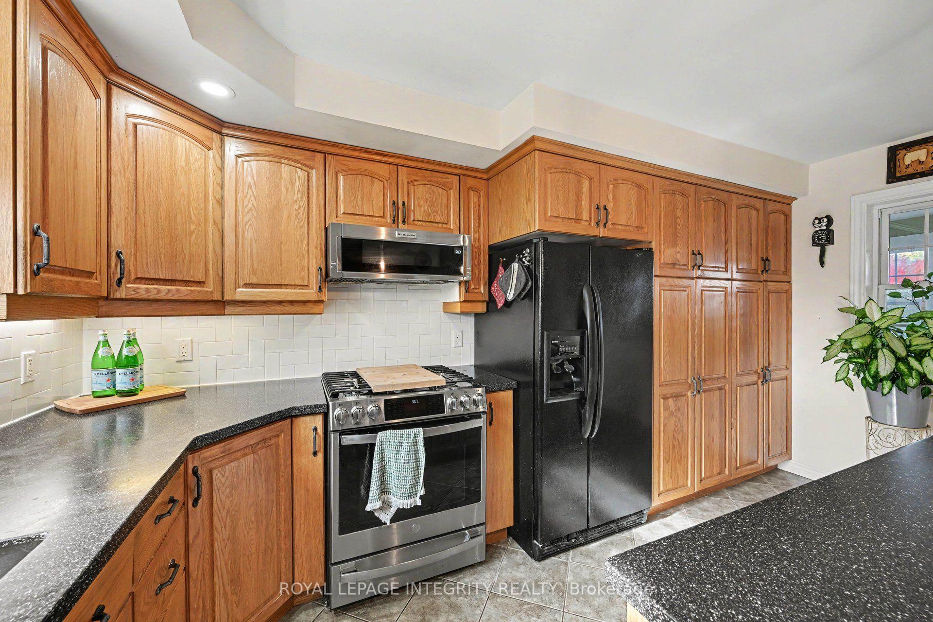 Photo 14 of 27 Cobus Road, Renfrew, Renfrew — HOMEH