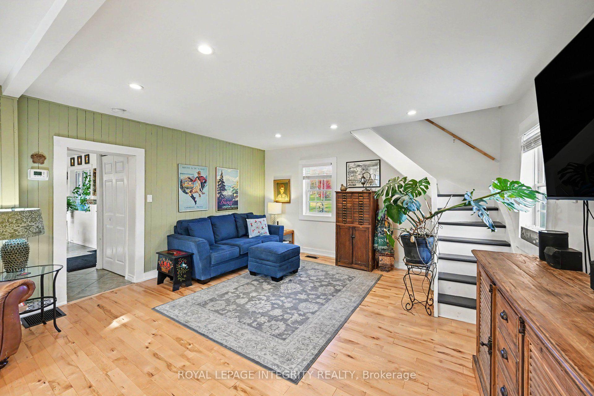 Photo 17 of 27 Cobus Road, Renfrew, Renfrew — HOMEH