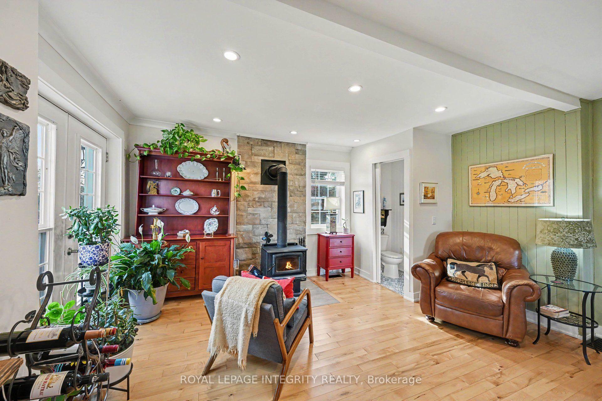 Photo 19 of 27 Cobus Road, Renfrew, Renfrew — HOMEH