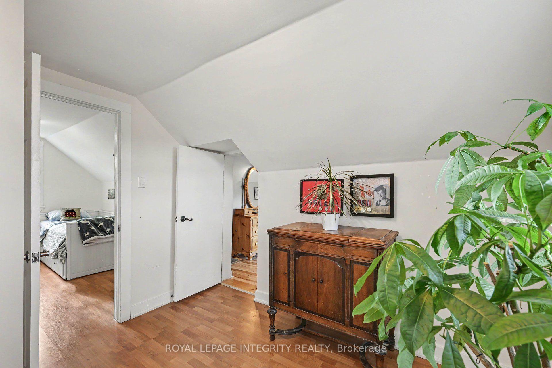 Photo 29 of 27 Cobus Road, Renfrew, Renfrew — HOMEH