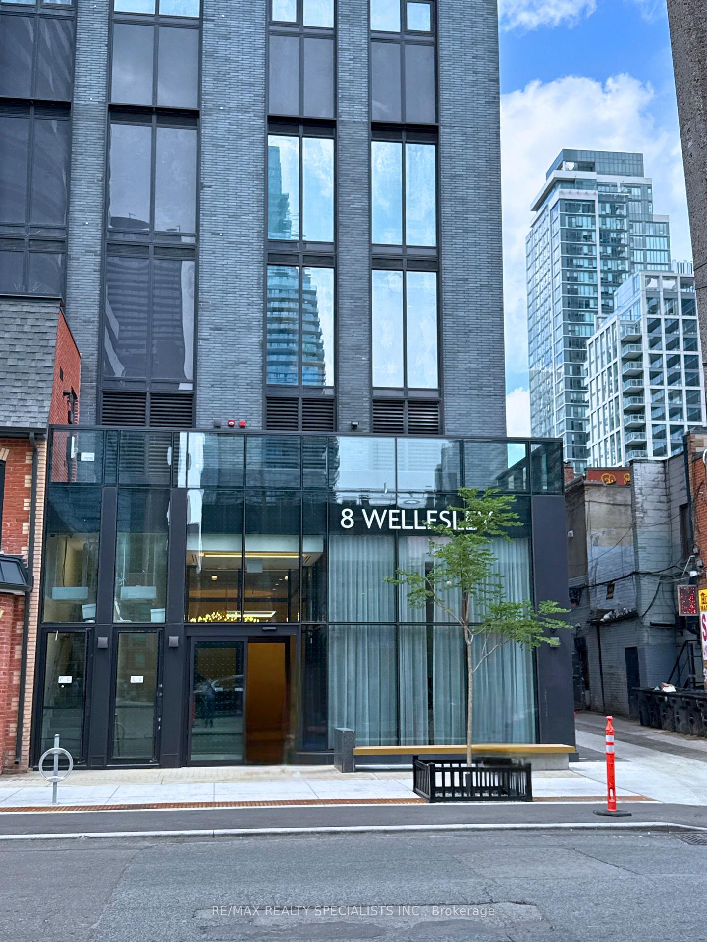 Photo 6 of Unit 3702, 8 Wellesley Street W, Toronto, Bay Street Corridor — HOMEH