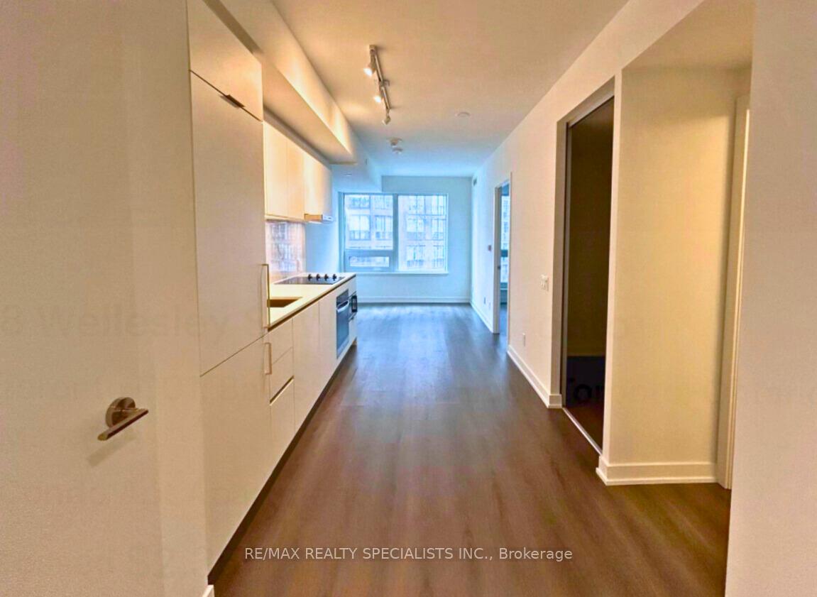 Photo 19 of Unit 3702, 8 Wellesley Street W, Toronto, Bay Street Corridor — HOMEH