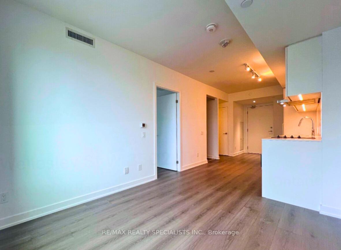Photo 20 of Unit 3702, 8 Wellesley Street W, Toronto, Bay Street Corridor — HOMEH