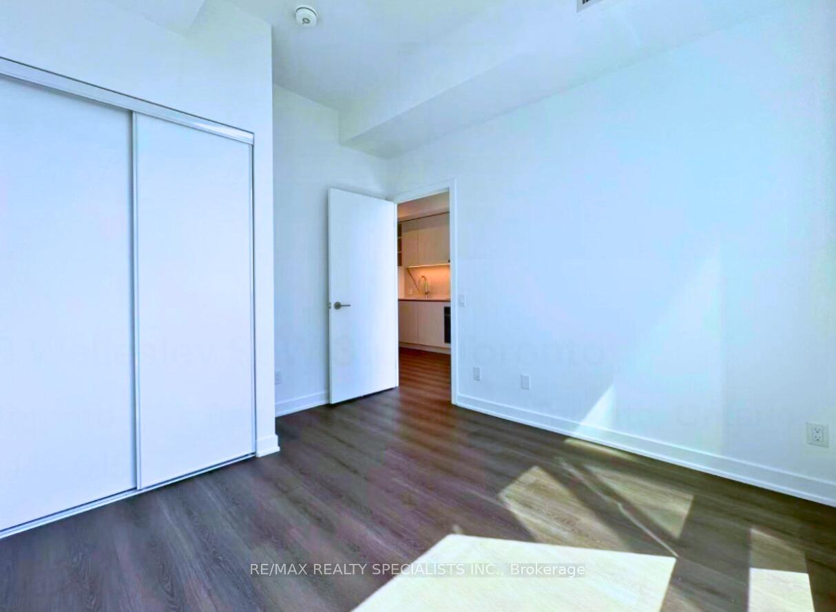 Photo 28 of Unit 3702, 8 Wellesley Street W, Toronto, Bay Street Corridor — HOMEH