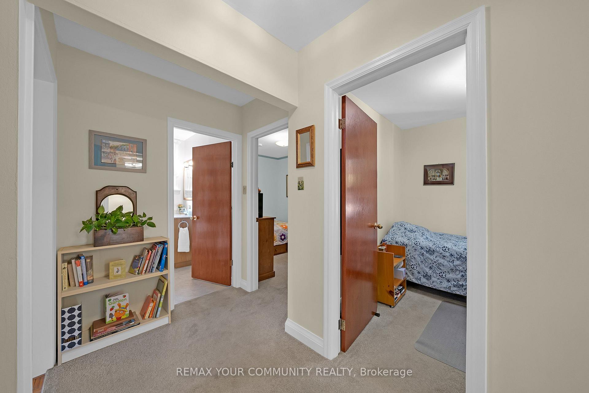 Photo 17 of 223 Richmond Street, Richmond Hill, Mill Pond — HOMEH