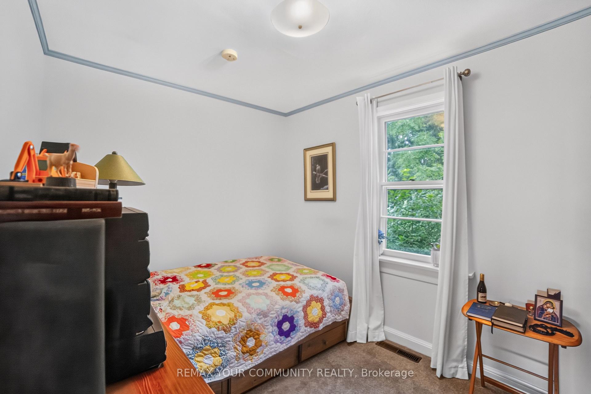 Photo 19 of 223 Richmond Street, Richmond Hill, Mill Pond — HOMEH