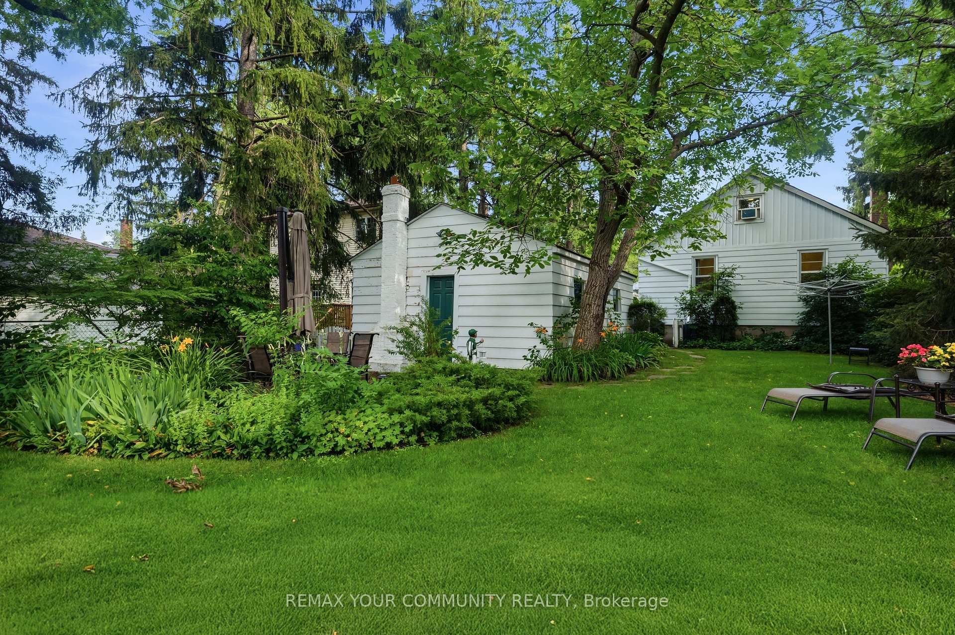 Photo 29 of 223 Richmond Street, Richmond Hill, Mill Pond — HOMEH