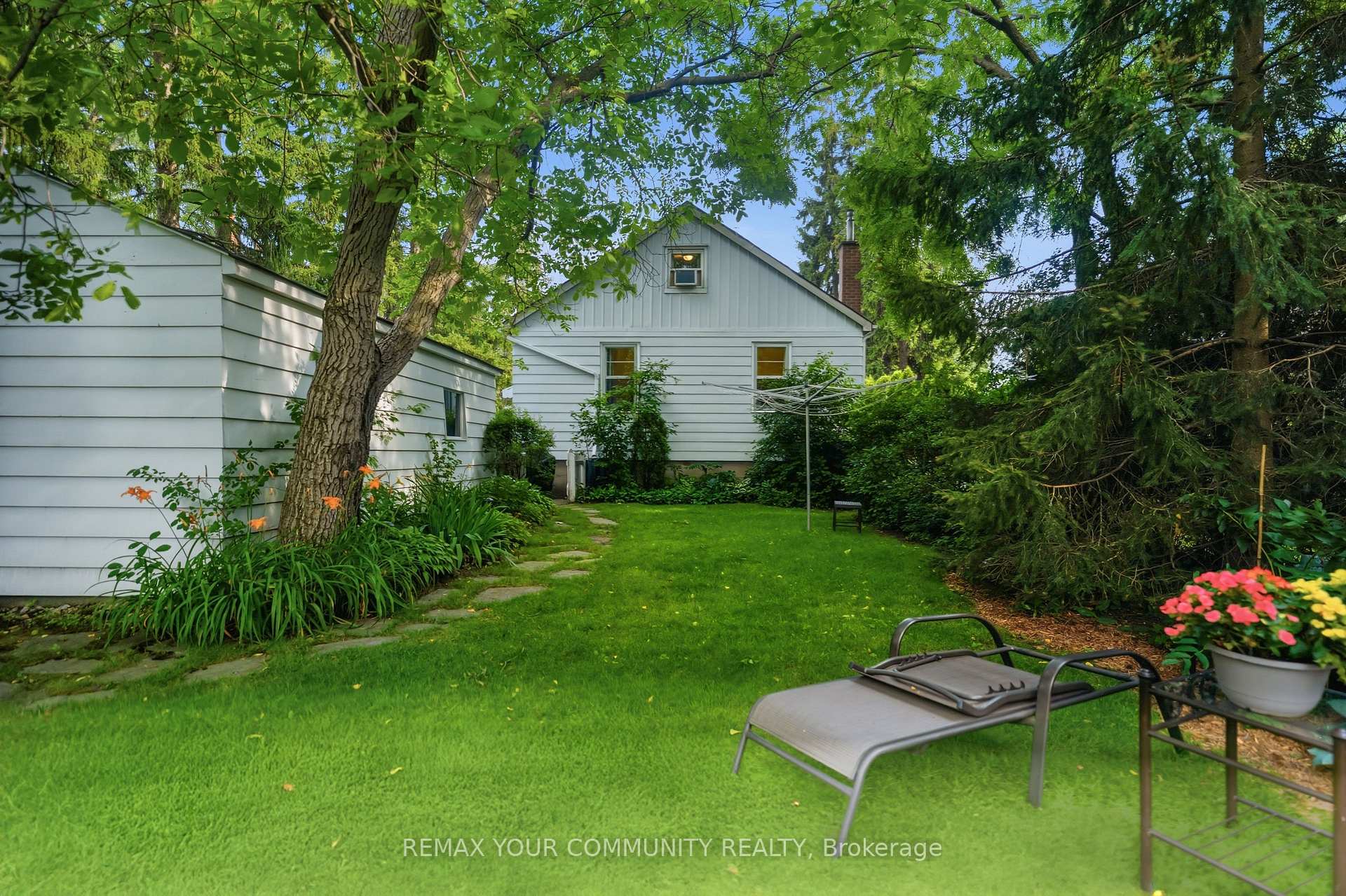 Photo 30 of 223 Richmond Street, Richmond Hill, Mill Pond — HOMEH