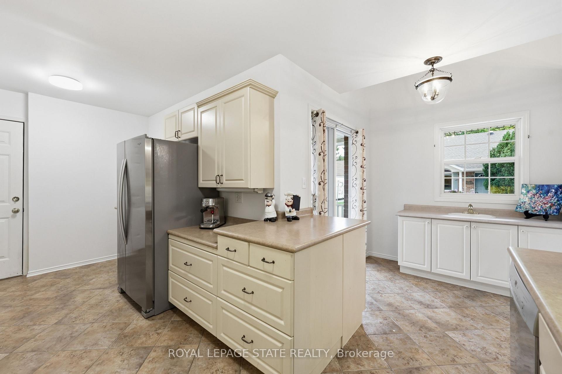 Photo 13 of 3519 Heritage Lane, Lincoln, Lincoln-Jordan/Vineland — HOMEH