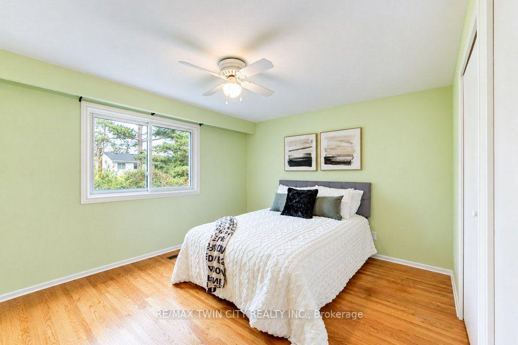Photo 27 of 165 Mcgarry Drive, Kitchener, Forest Heights — HOMEH