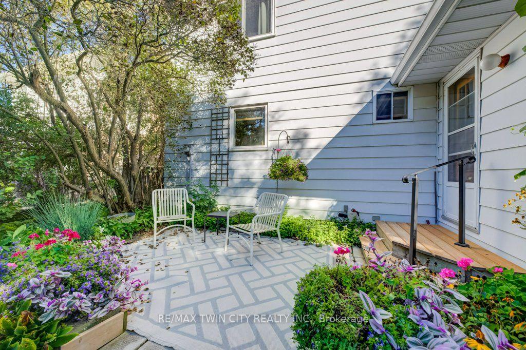 Photo 47 of 165 Mcgarry Drive, Kitchener, Forest Heights — HOMEH